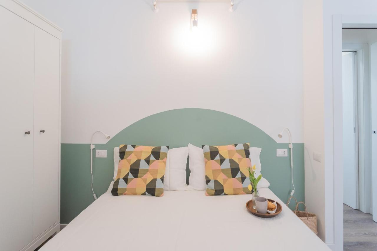 A Step From The Dome Apartment By Rent All Côme Extérieur photo
