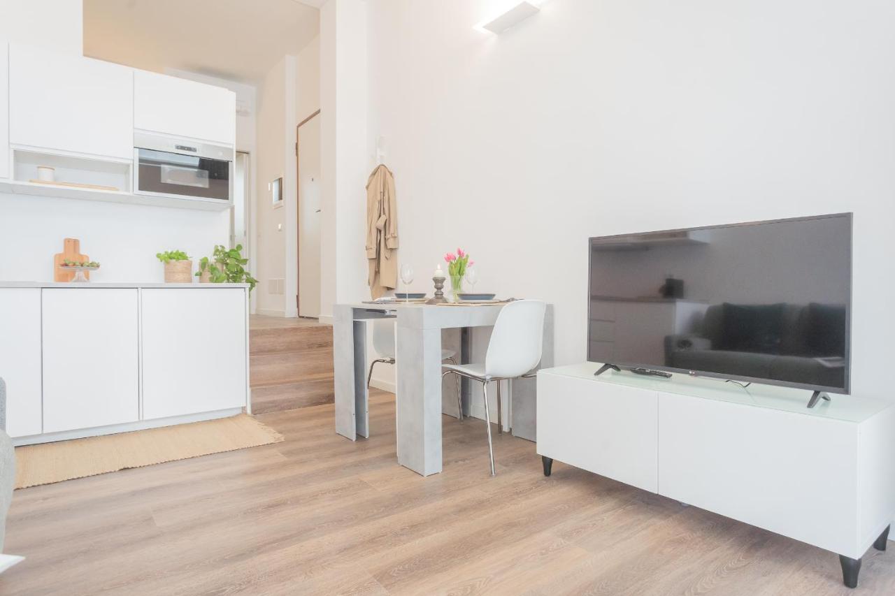 A Step From The Dome Apartment By Rent All Côme Extérieur photo