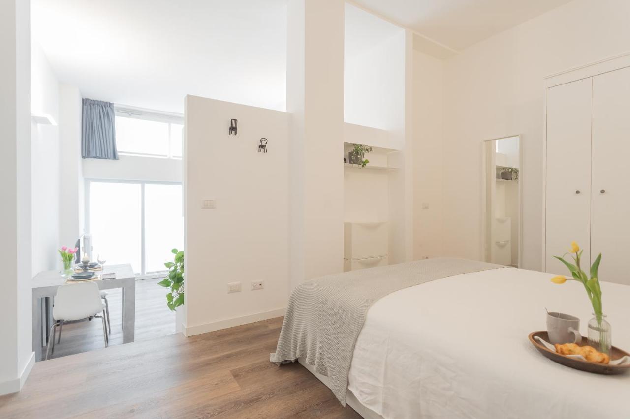 A Step From The Dome Apartment By Rent All Côme Extérieur photo