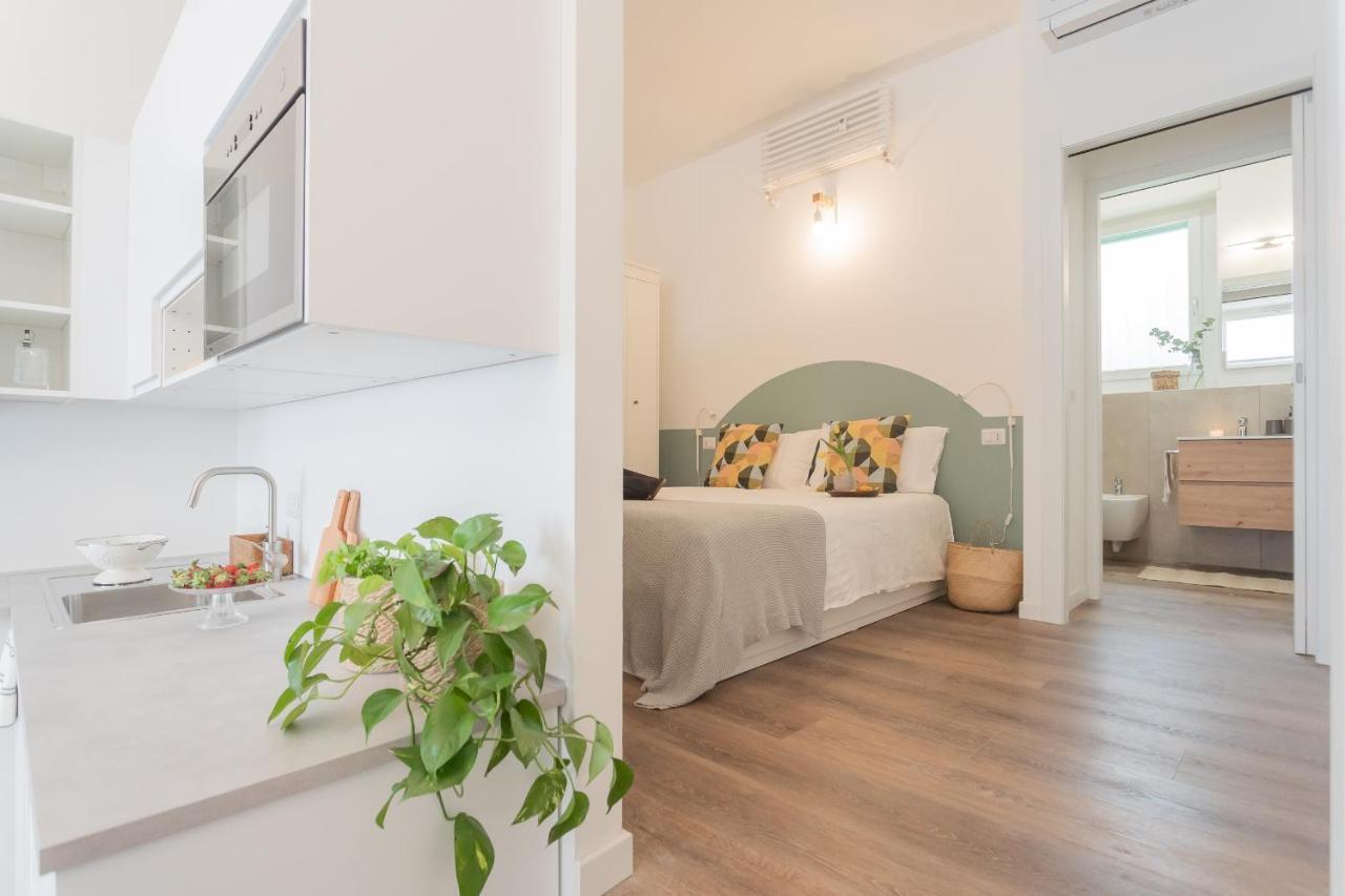 A Step From The Dome Apartment By Rent All Côme Extérieur photo